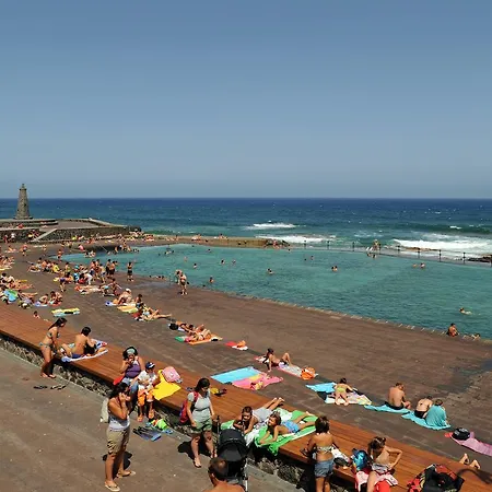 Bajamar Beach شقة *